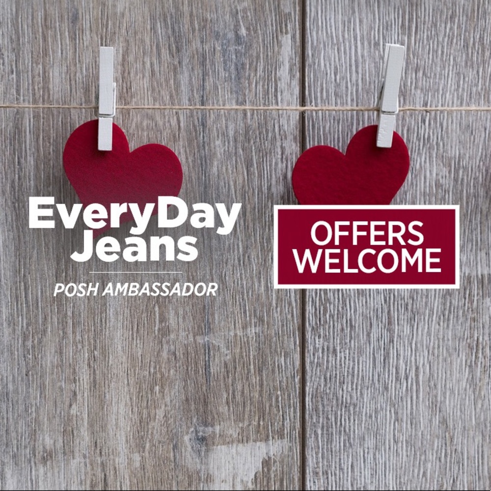 Shop with confidence! I am a Posh Ambassador 💕